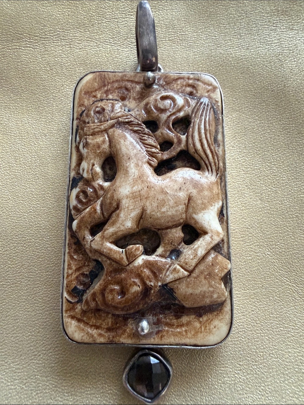 Elligators Sterling Silver Horse Pendant Carved Bone Chinese Symbol RARE Vintage